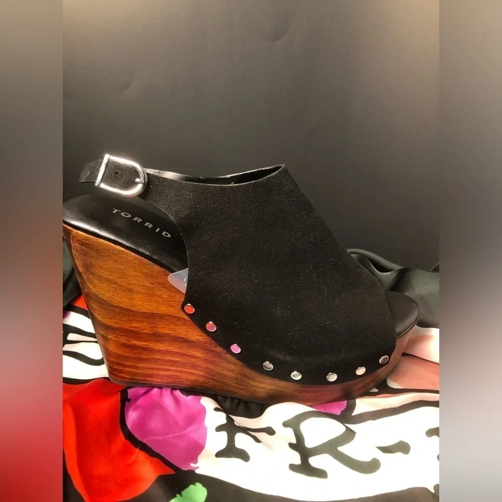 Torrid Black Wedge Sandals 9.5