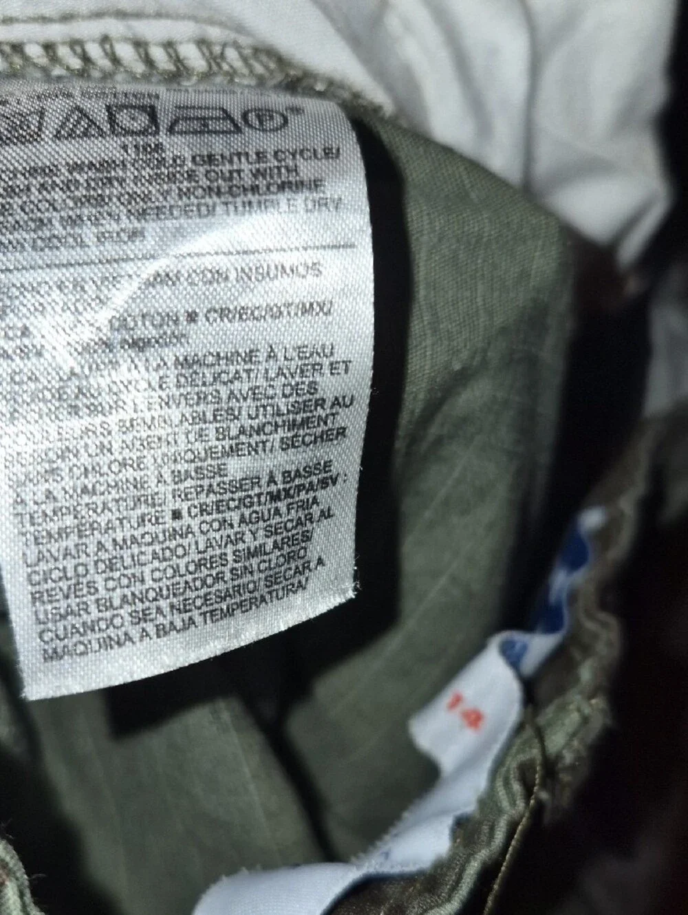 Old Navy durable cargo