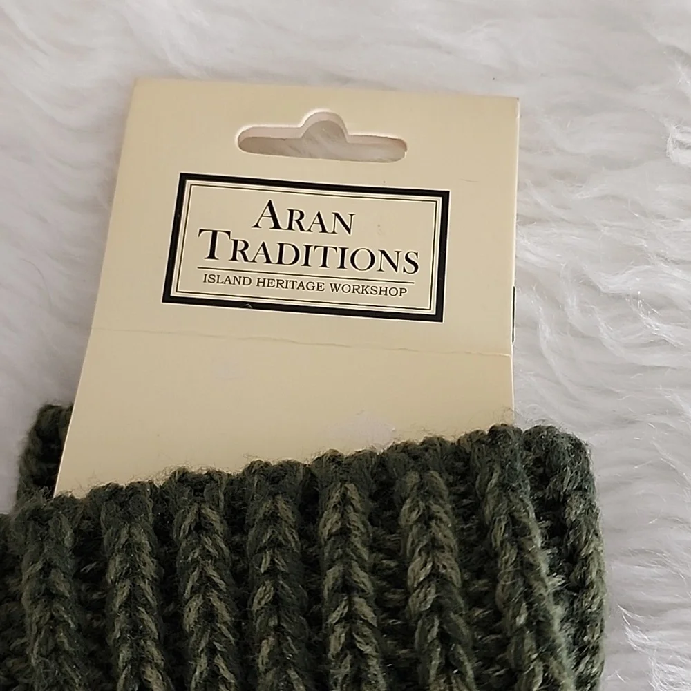 Aran Traditions cozy green