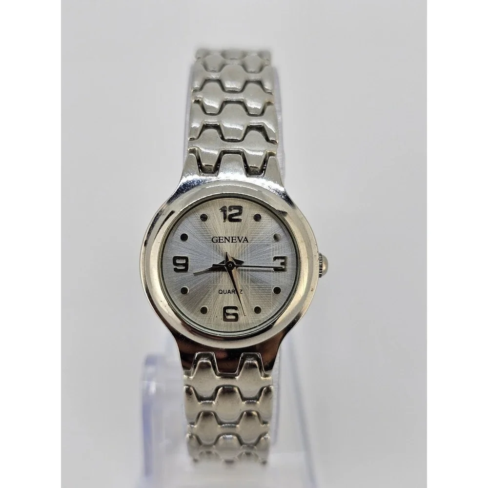 Women's Analog Watch 24MM Gray Dial Gray Bracelet Bands 6.5