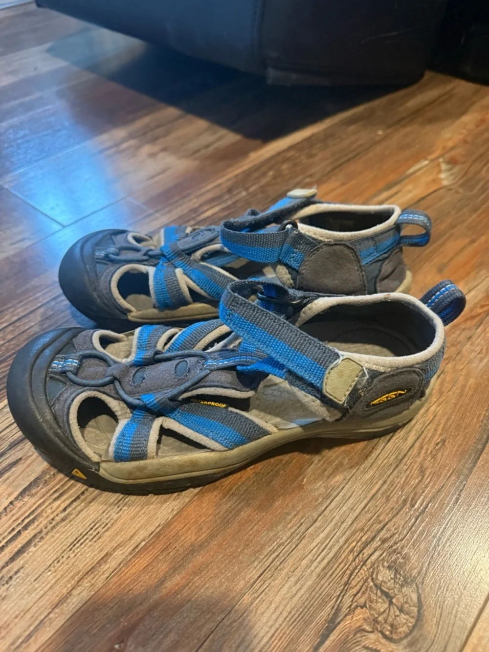 Keen durable closed
