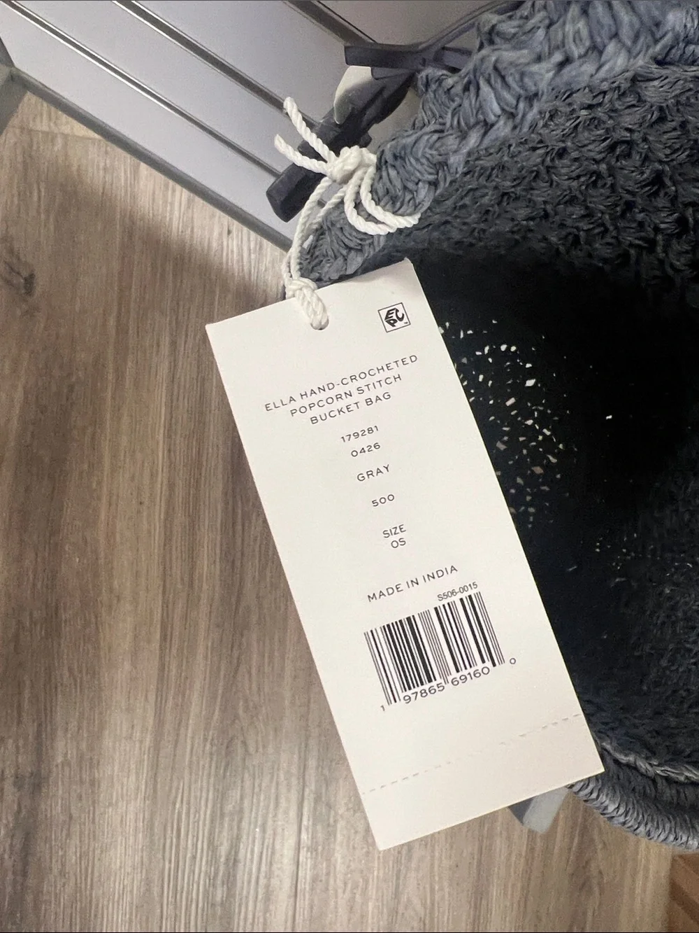 Tory Burch features neutral logo