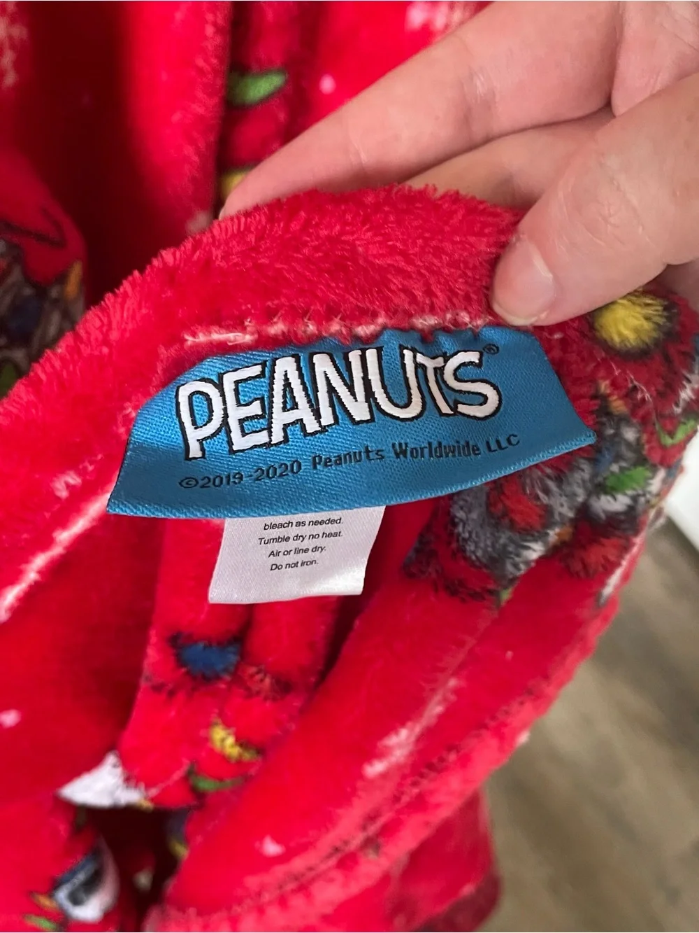 Peanuts get cozy
