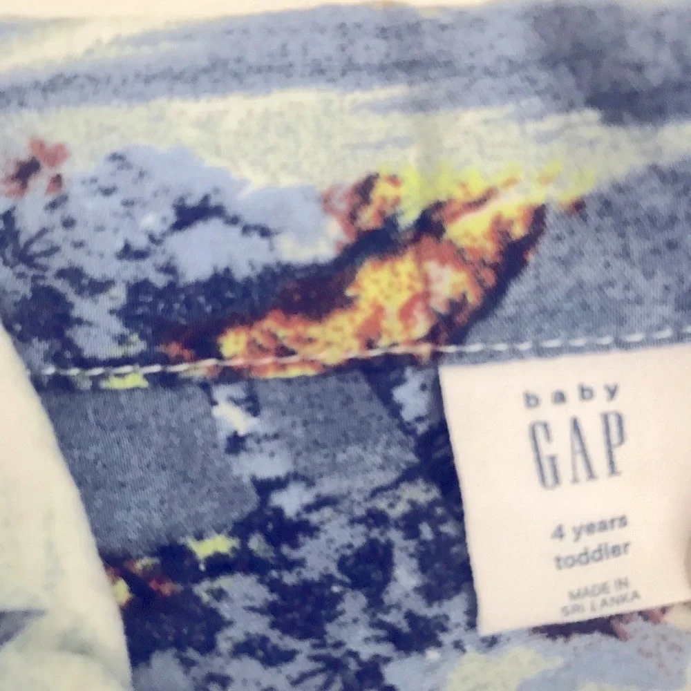 GAP boys button