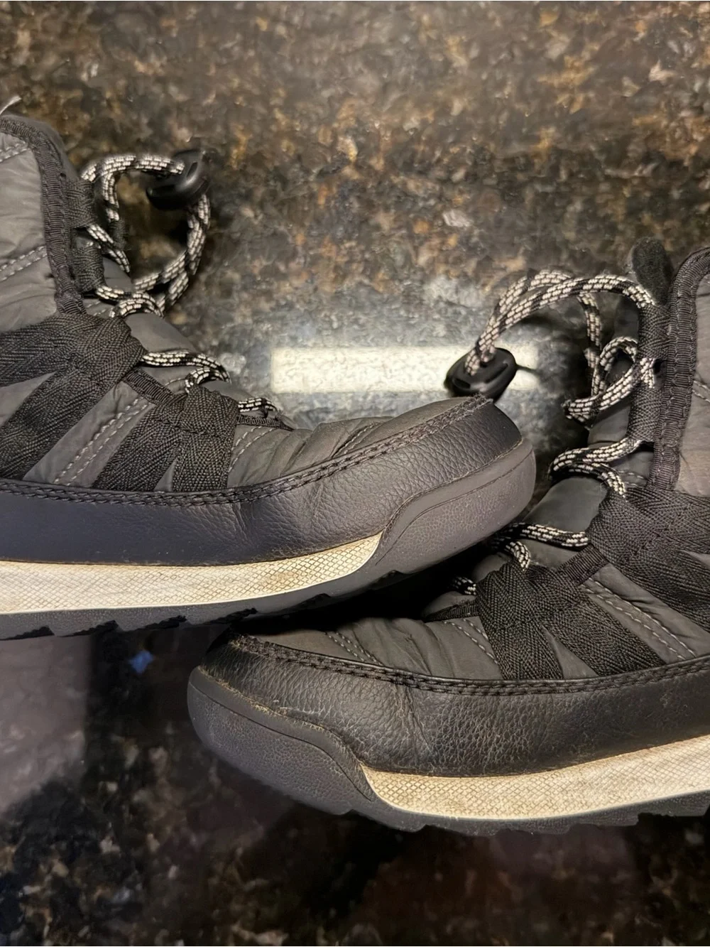 Sorel insulation snow free