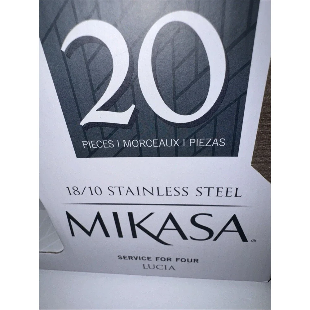 Mikasa Lucia 20 Piece 4 Place Setting Stainless Steel 18/10  New