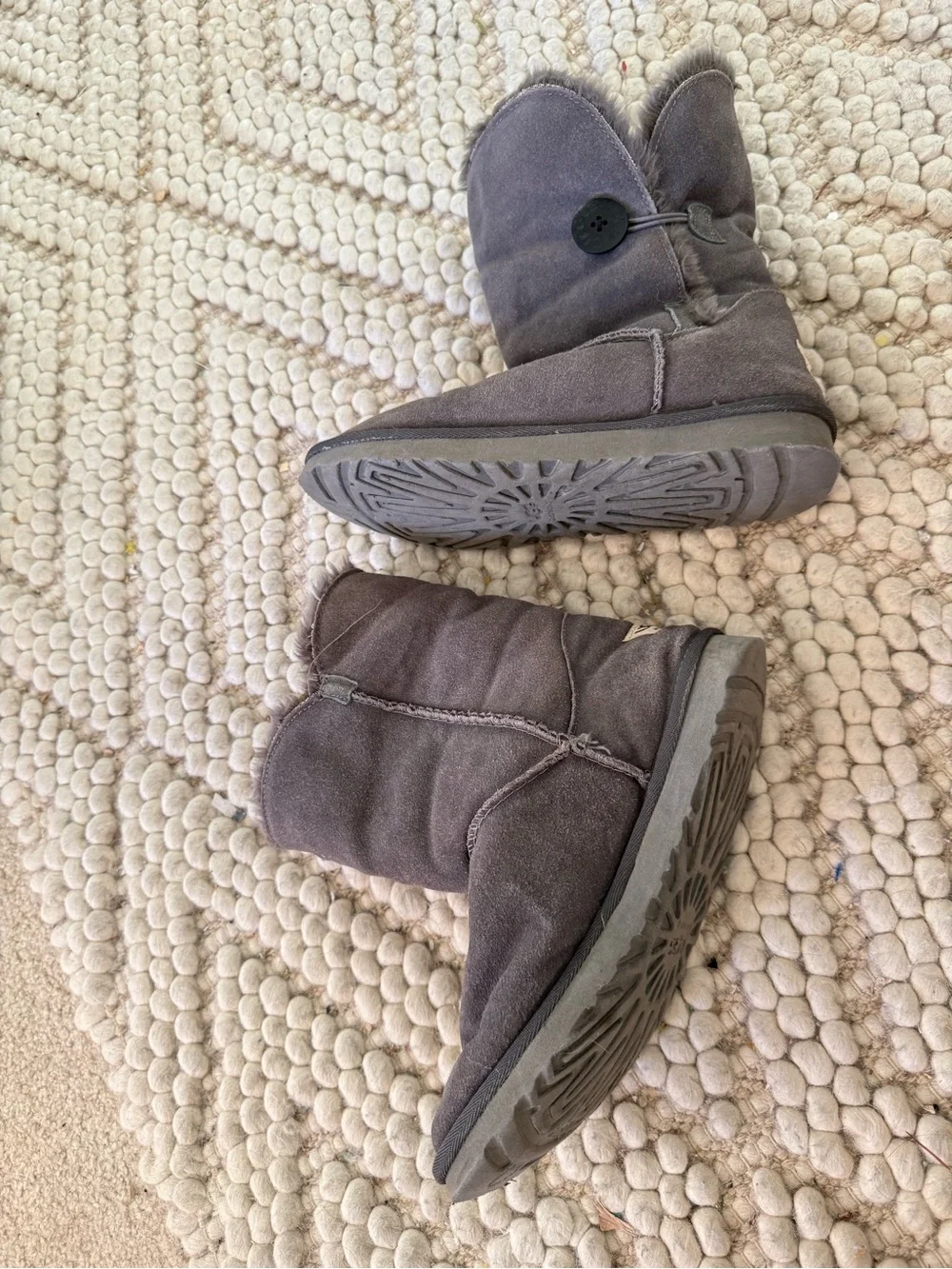 UGG cozy women