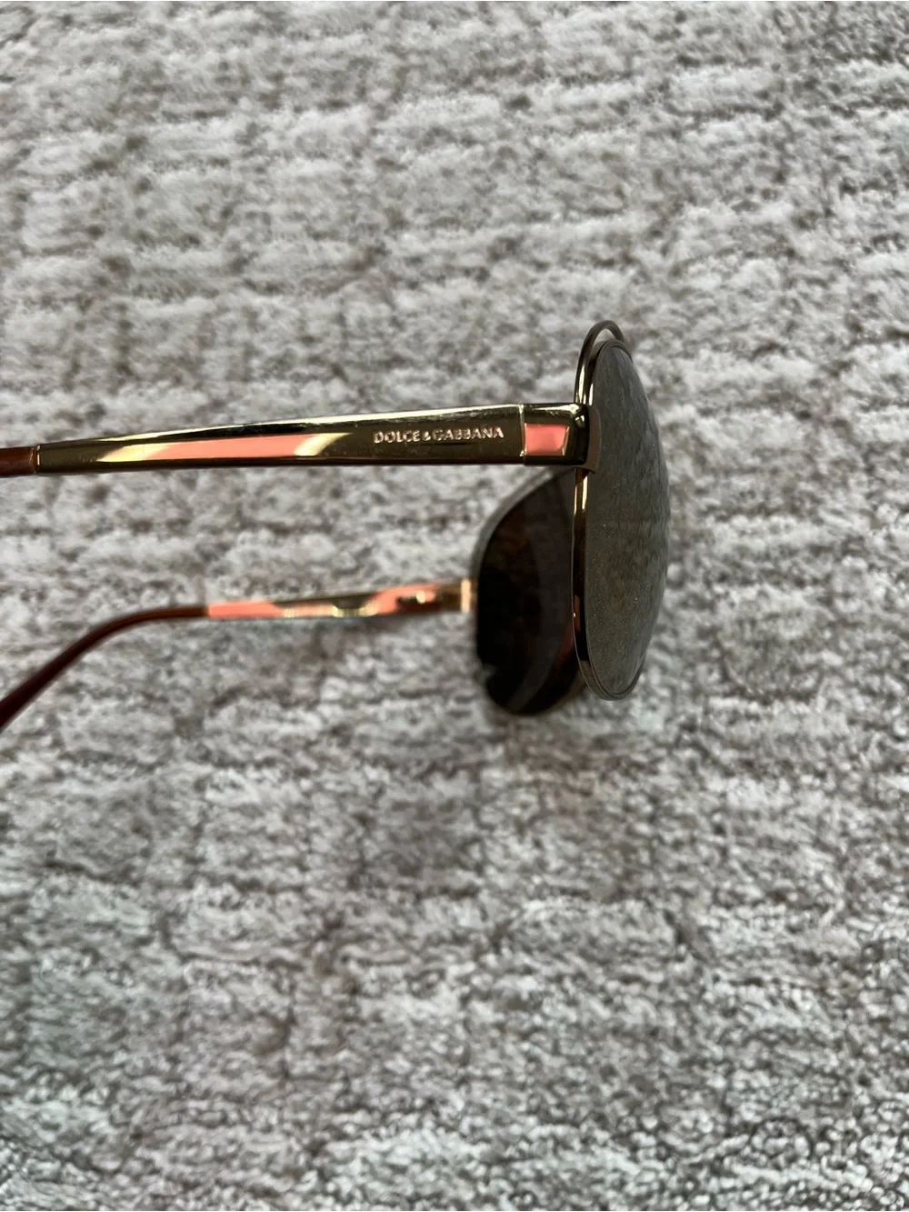 Dolce & Gabbana aviator style