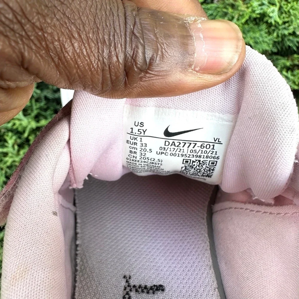 Nike preowned fairly