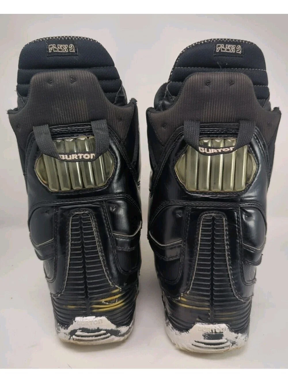 BURTON Hail Snowboard Boots Mens 11 44 Freestyle Park Pipe Air Cushion Sole Whit