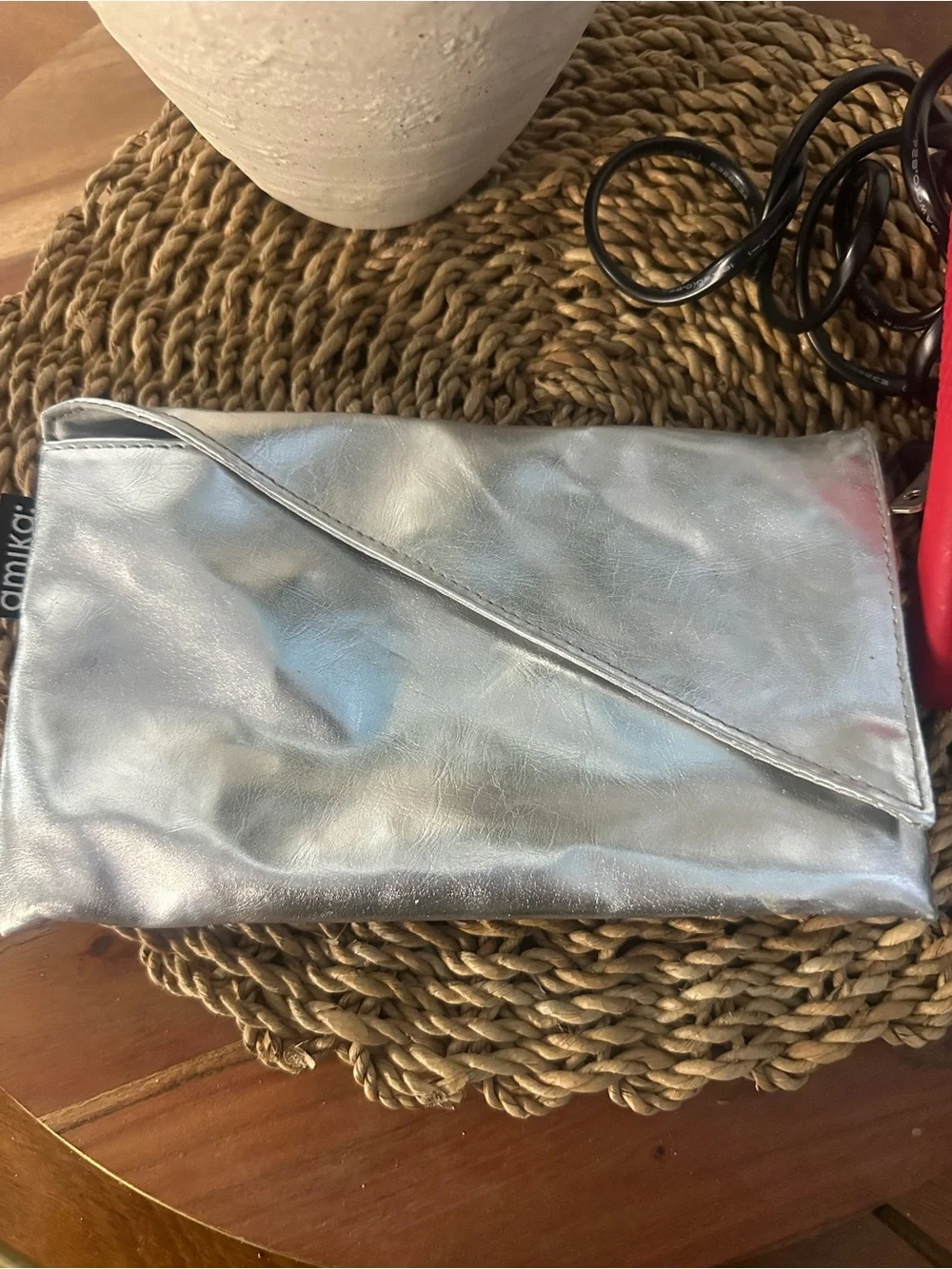amika compact mini