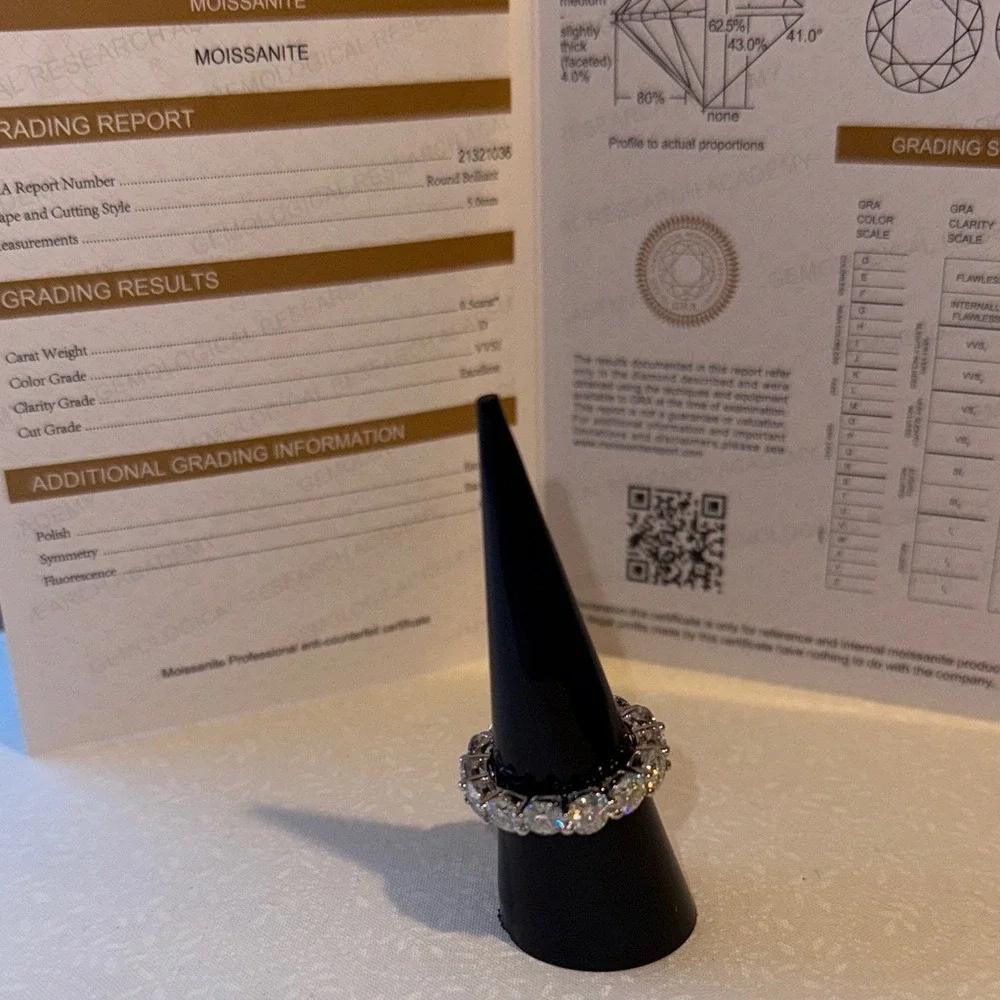 Elegant‎ Moissanite Silver Ring