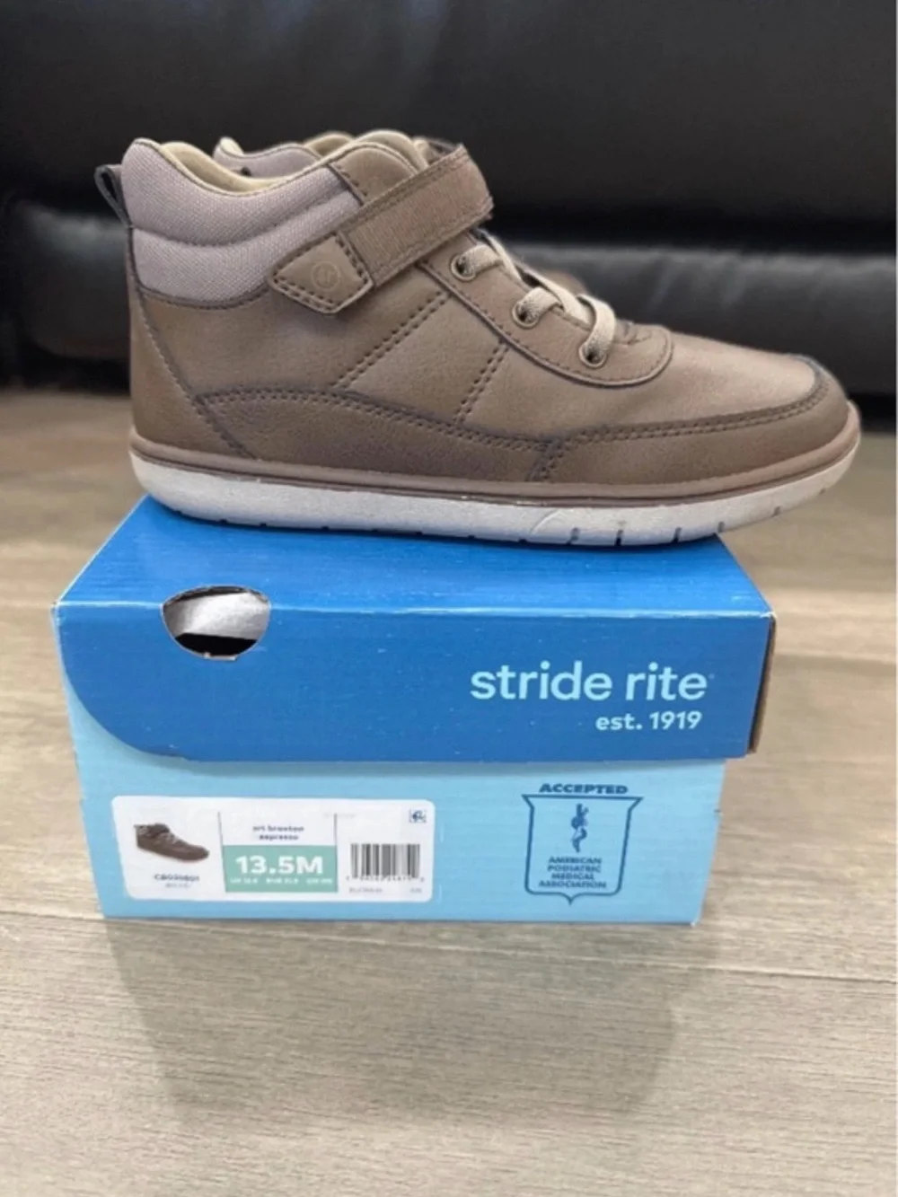 Stride Rite genuine premium