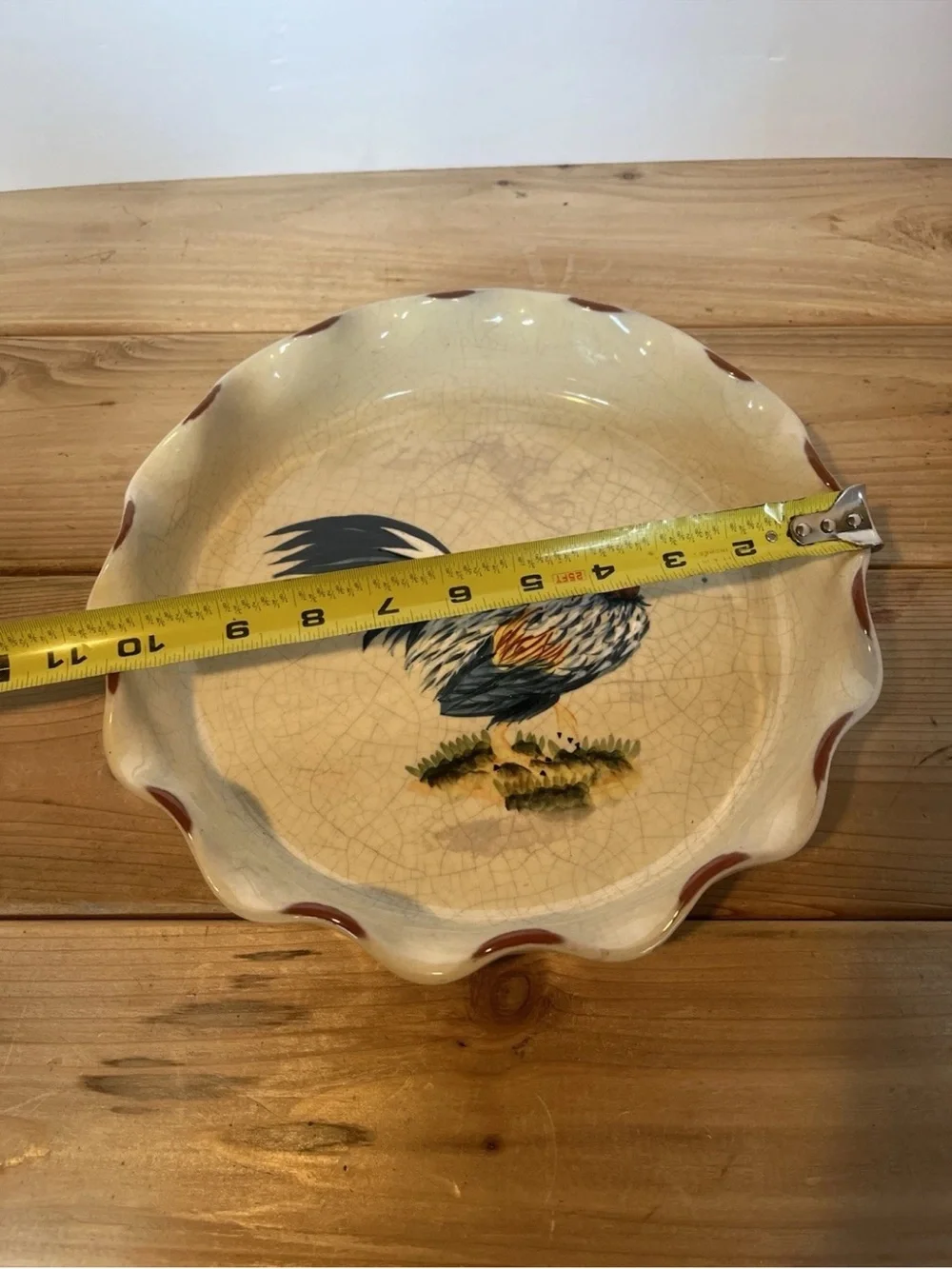 N/A 10” scalloped
