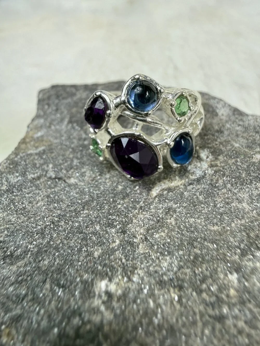 Avon Colorful Rhinestone Silver Tone Ring Size 6.5 NRT