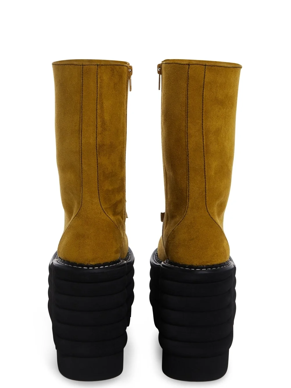 Azalea Wang well boots side