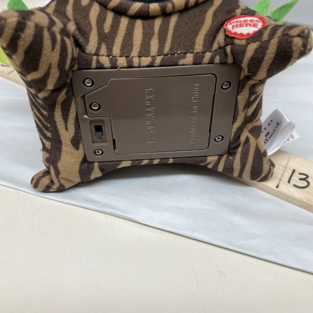 Hallmark Owl Whooo's 