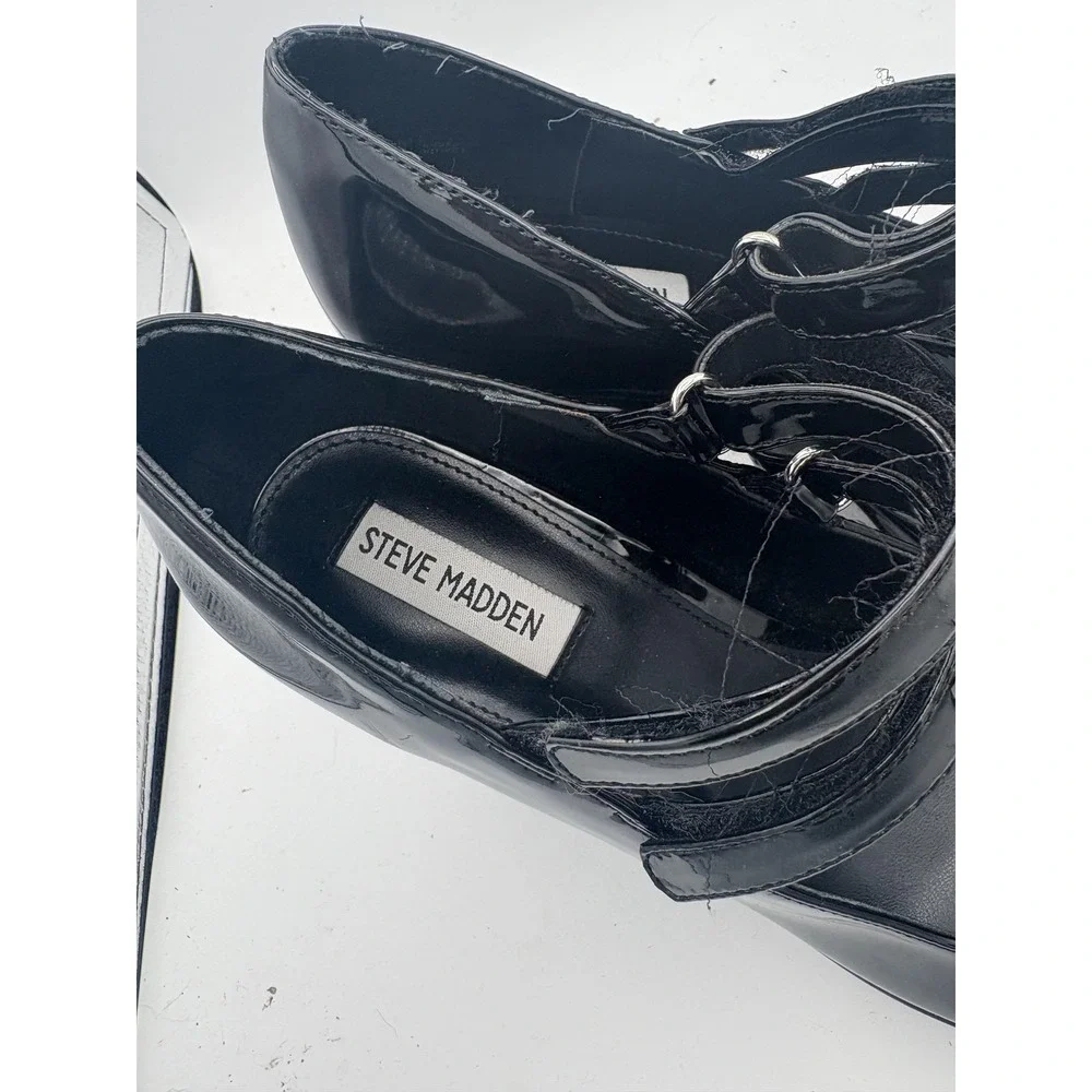 Steve Madden brand steve