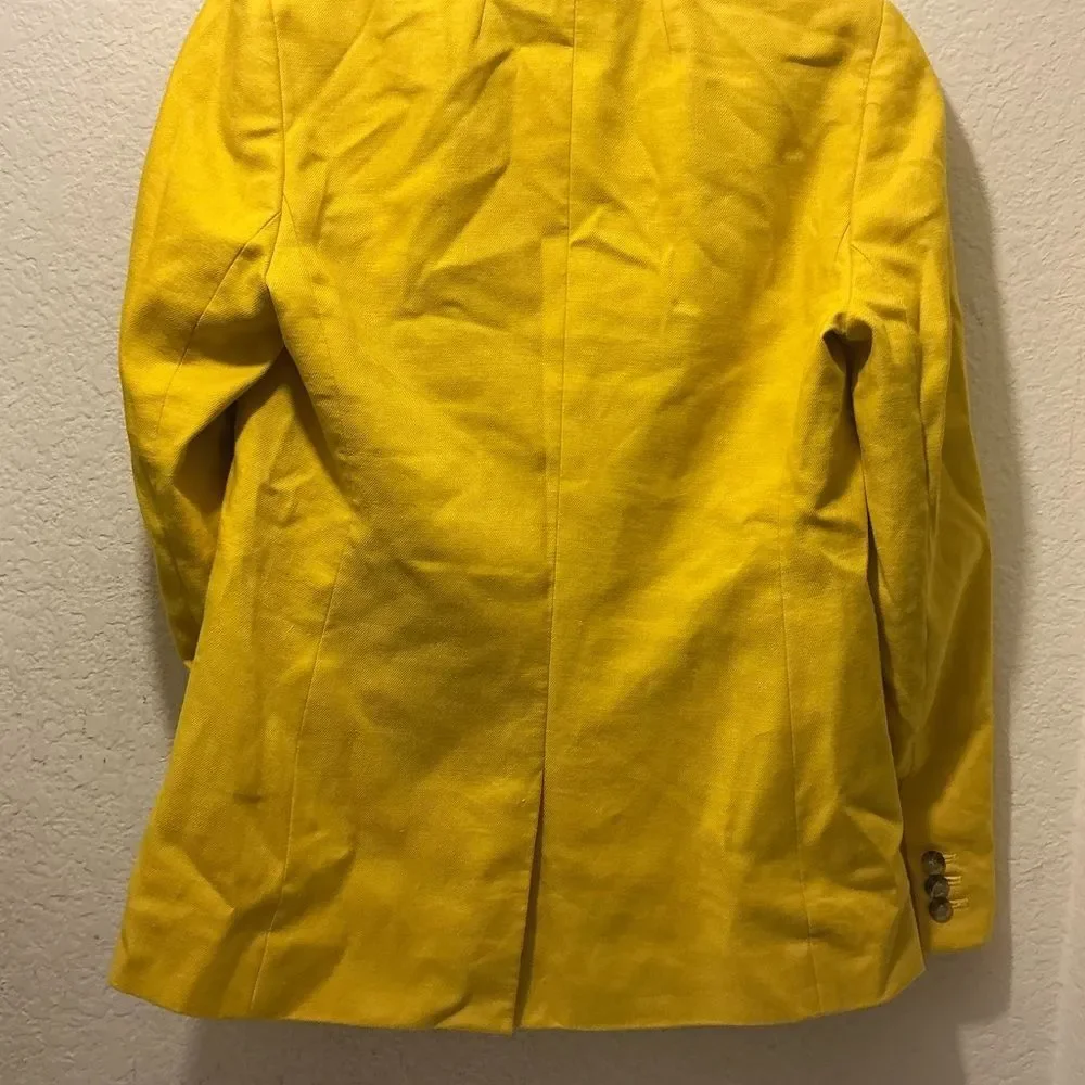 J. Crew welt pit