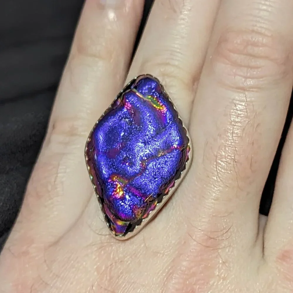 WOW Signed Purple Magenta Dichroic RULA GLASS Sterling Silver Ring Sz 9.5 19.4mm
