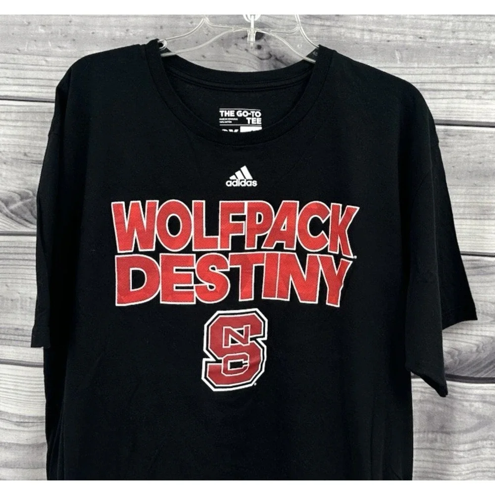 ADIDAS NORTH CAROLINA STATE WOLFPACK DESTINY T SHIRT   Men's Size XL   BLACK RED