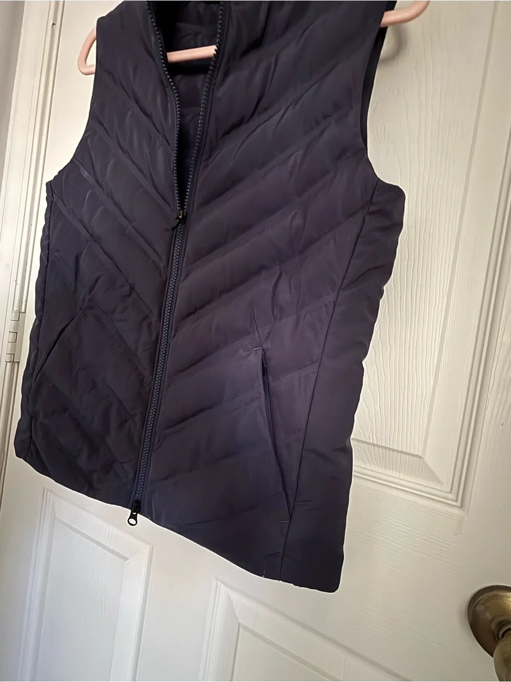 Nike sleeveless quilted