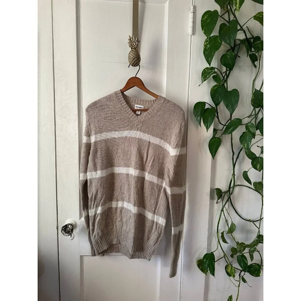 Old Navy size medium, long sleeve V-neck sweater