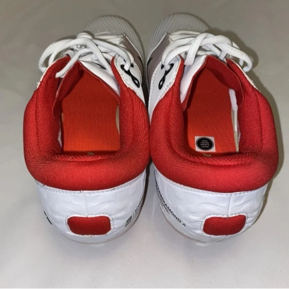 Nike dynamic sneakers