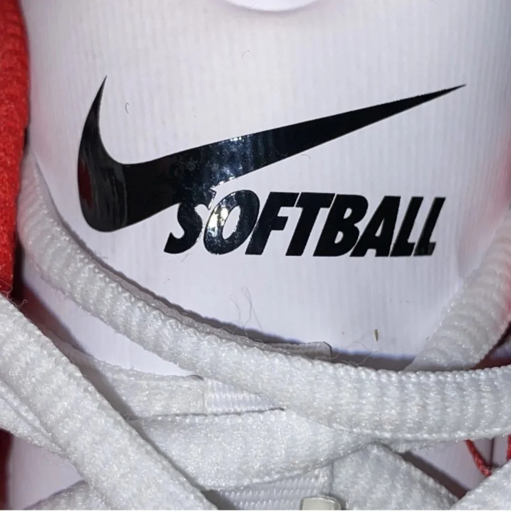 Nike dynamic sneakers