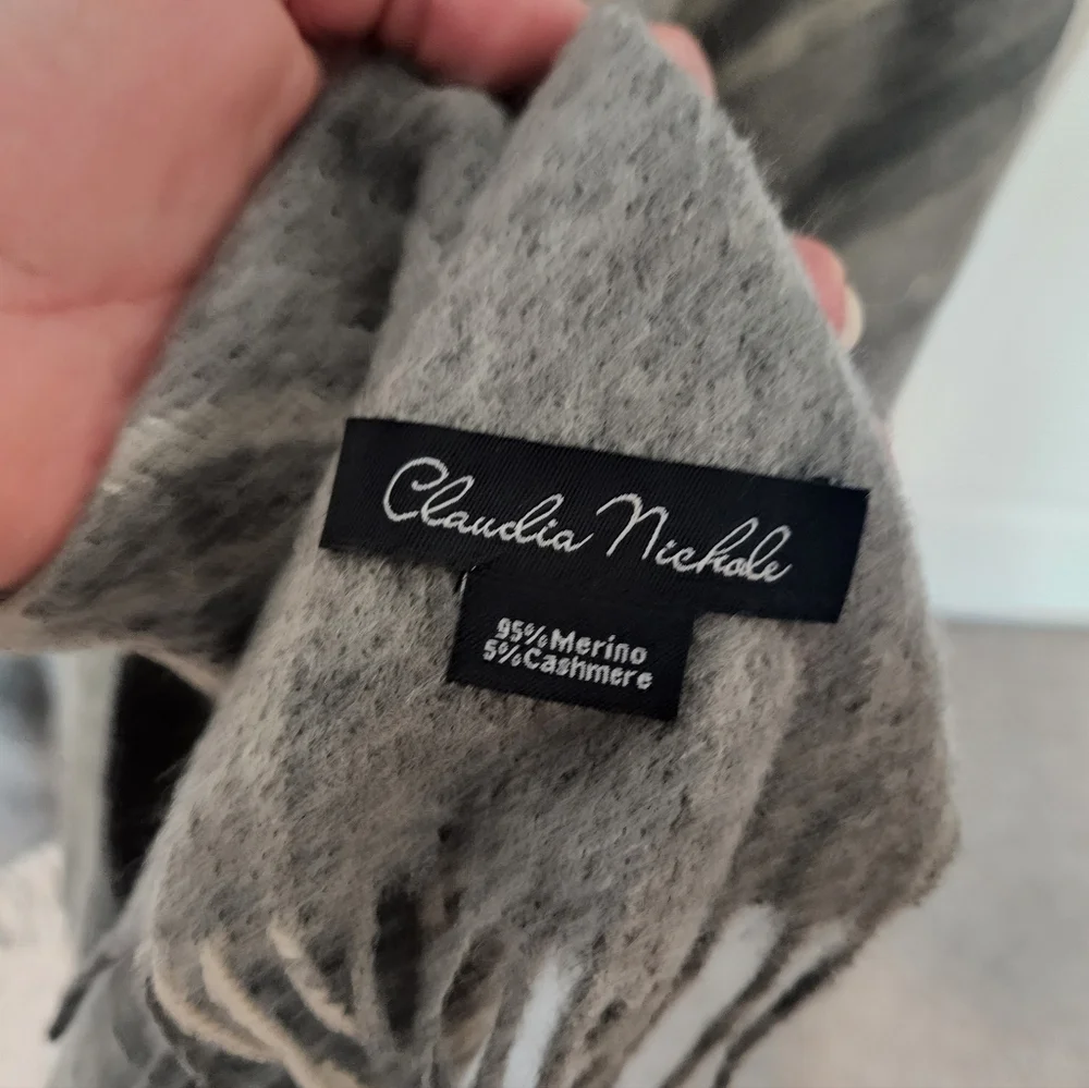 Claudia Nichole elegant gray