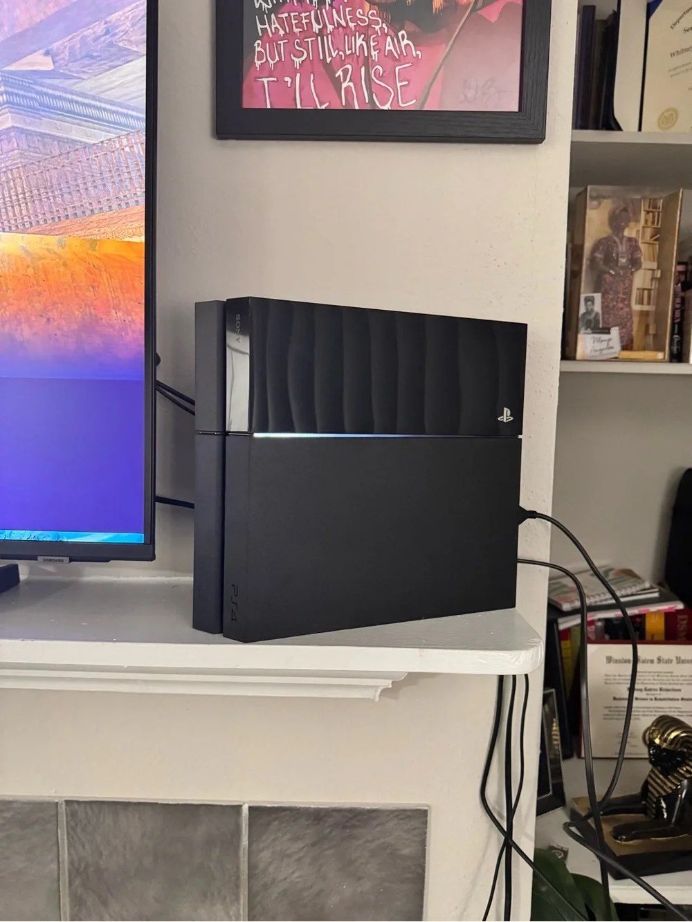 Sony ps4 console