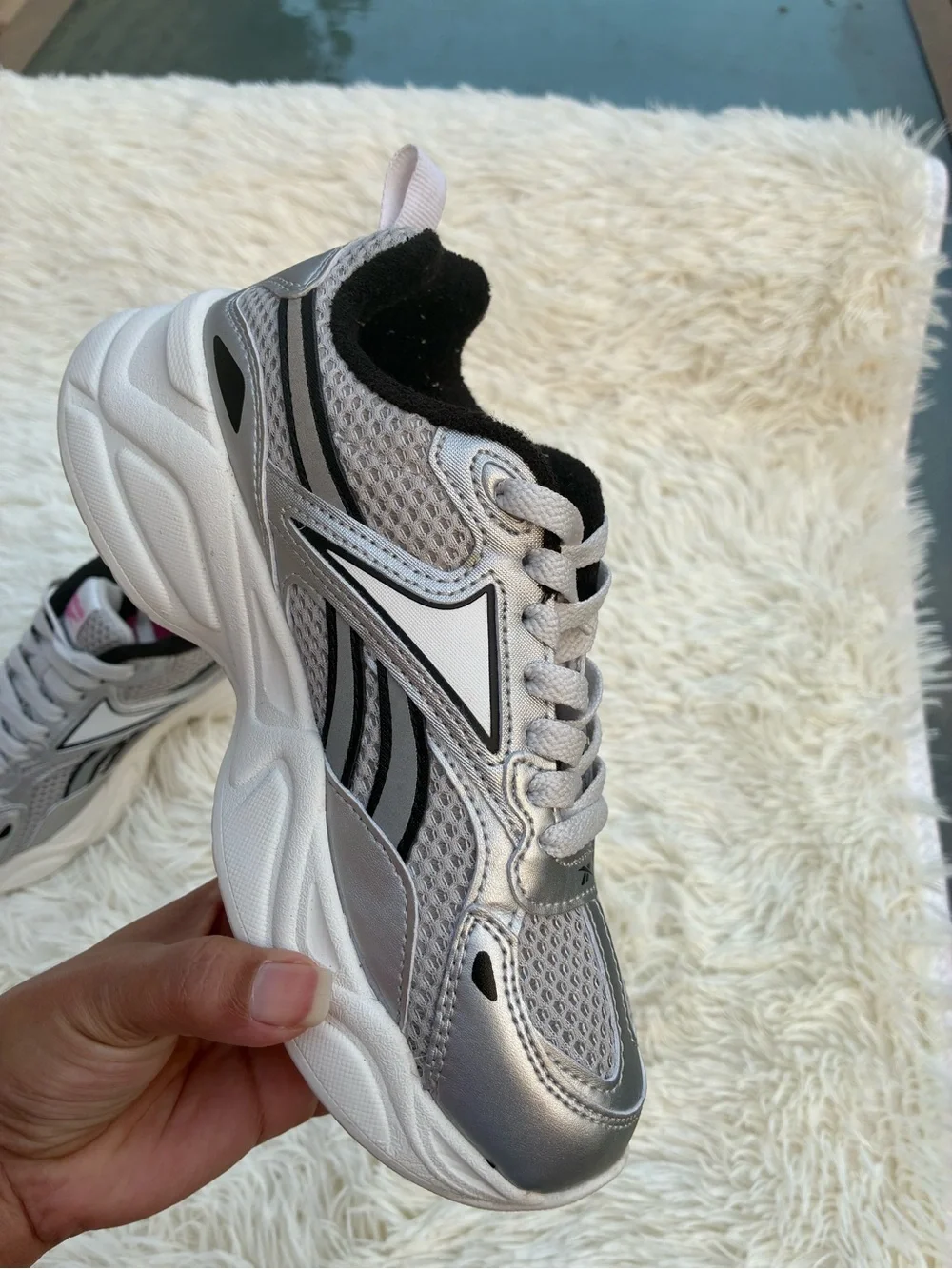 Reebok chunky sneakers