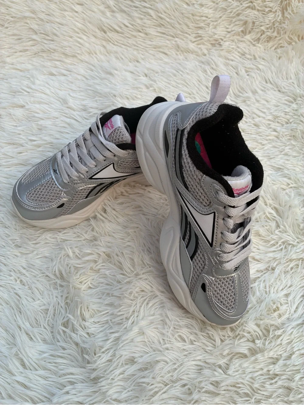 Reebok chunky sneakers