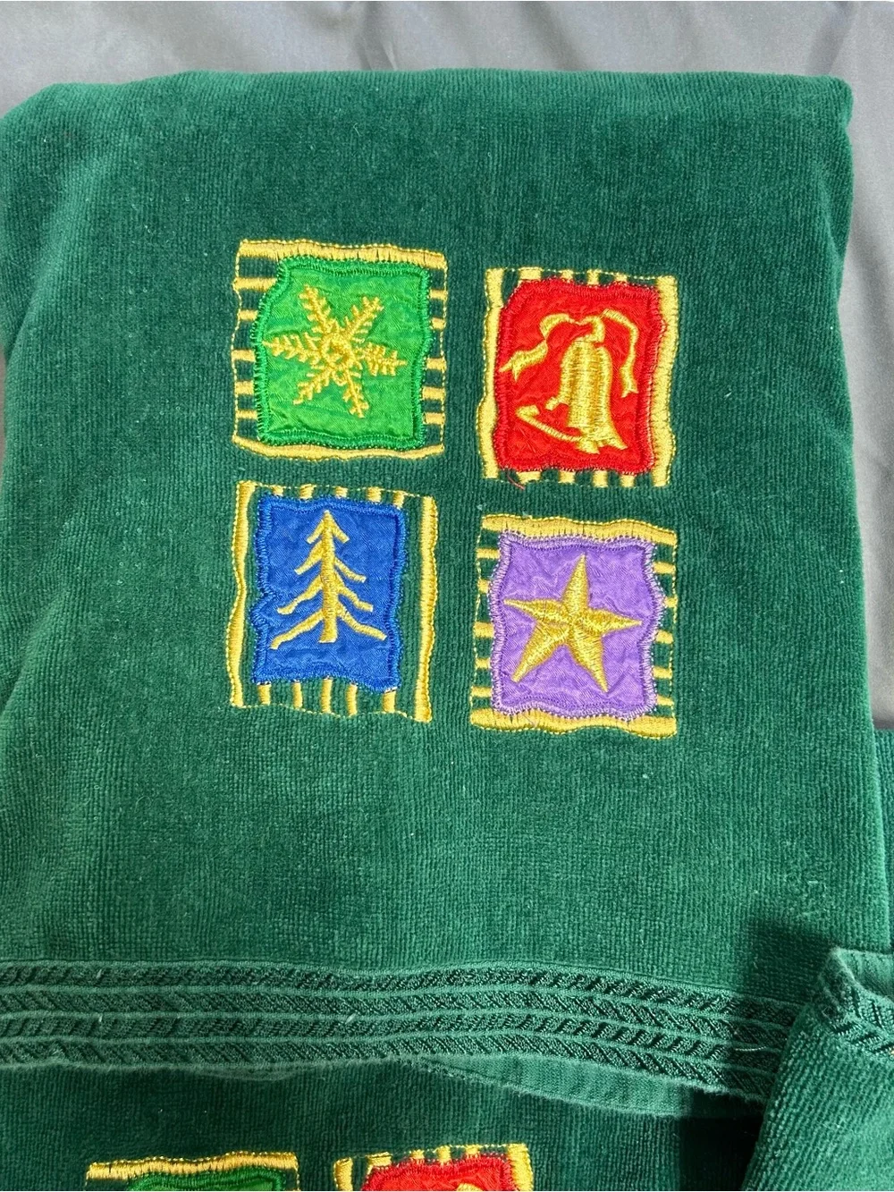 N/A deep green