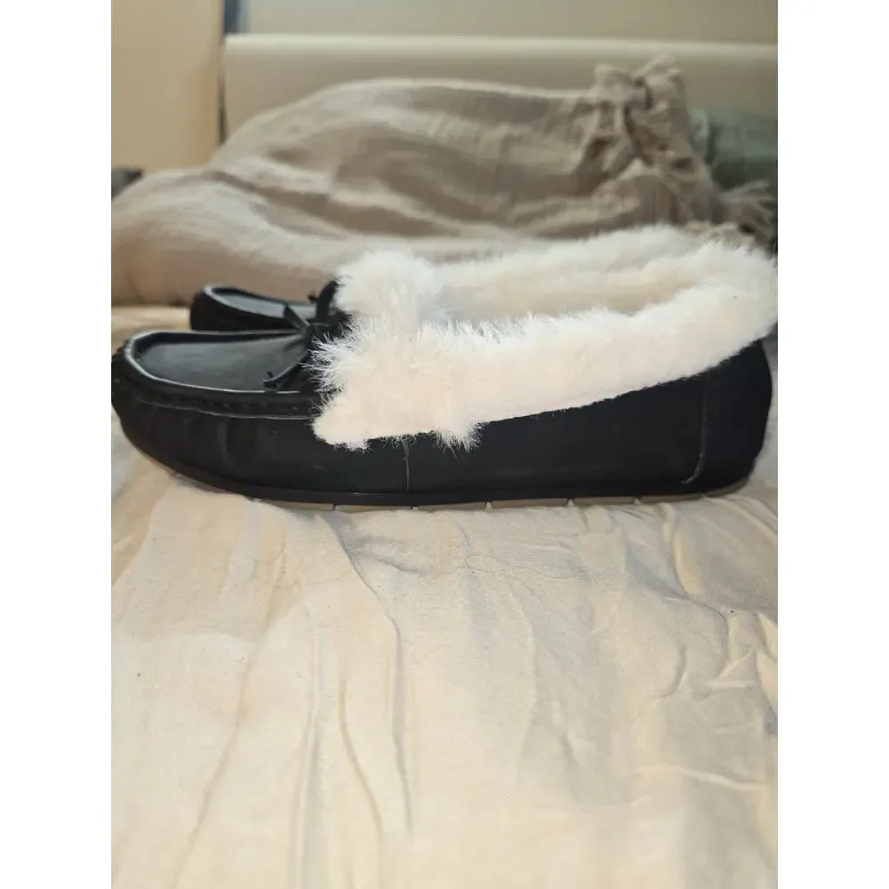 Alexis Bendel Moccasin Size 6.5 Faux Fur Sueded Cozy furry warm Slippers Lounge