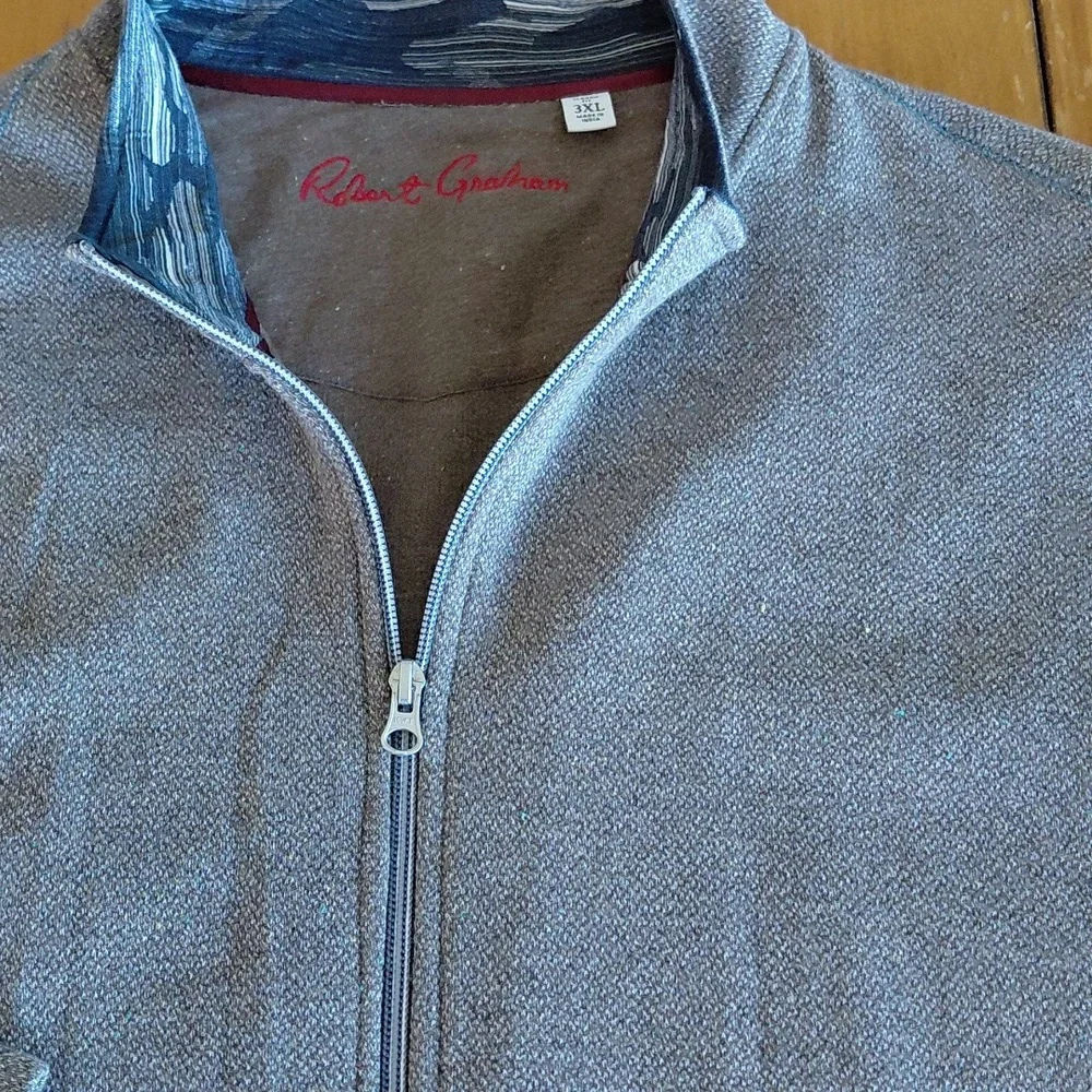 Robert Graham stylish light