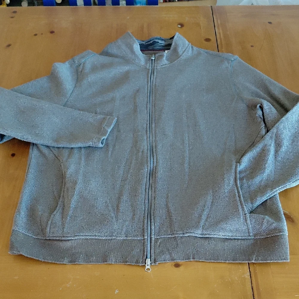 Robert Graham stylish light