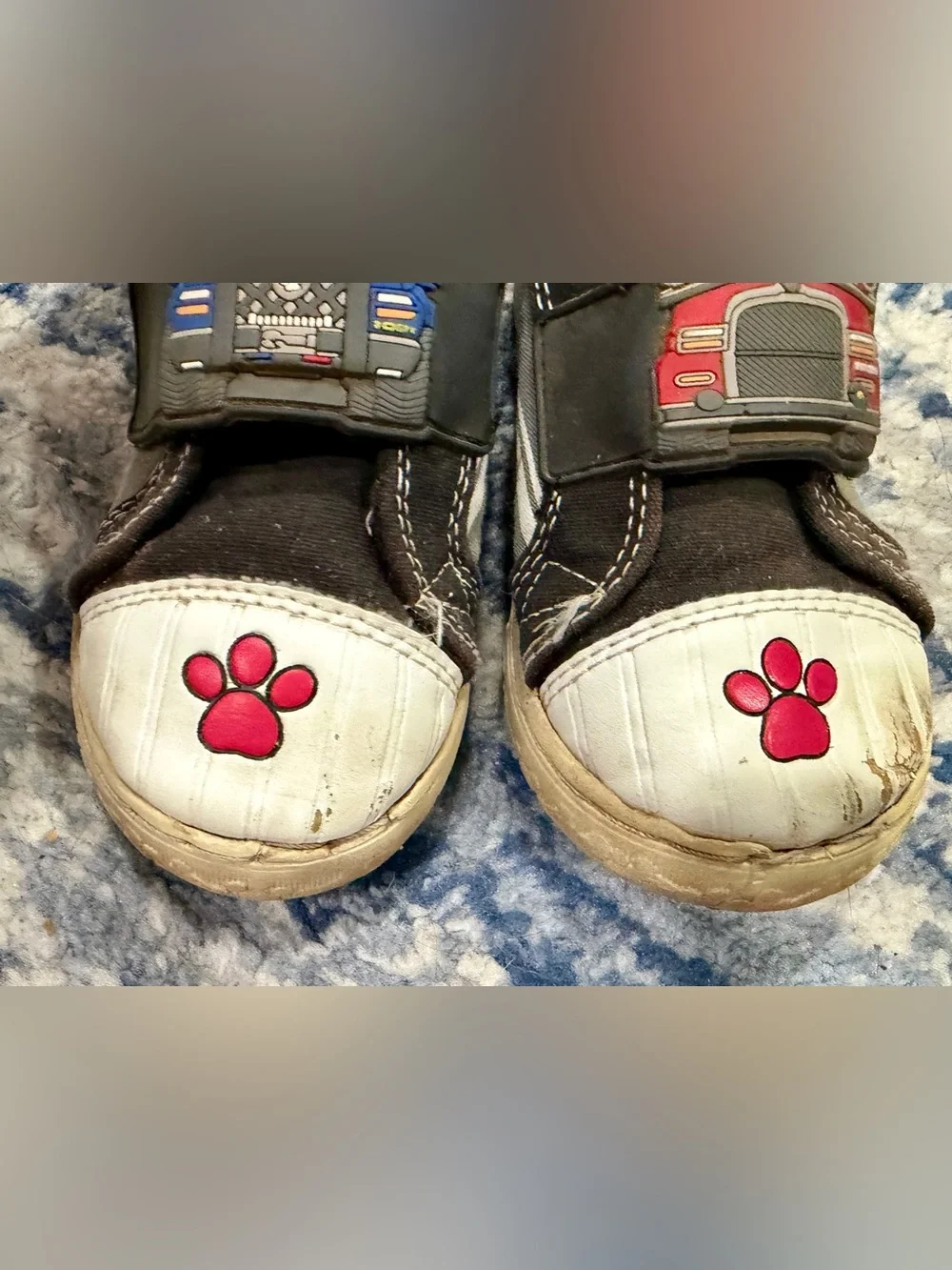 Paw Patrol sneakers straps truck