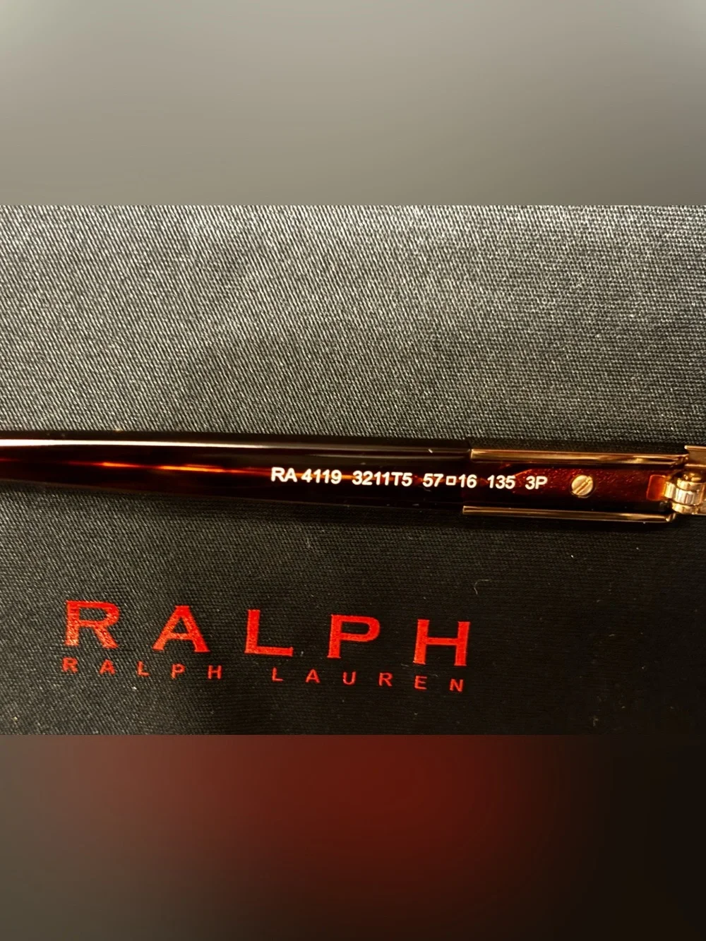 Ralph Lauren excellent no