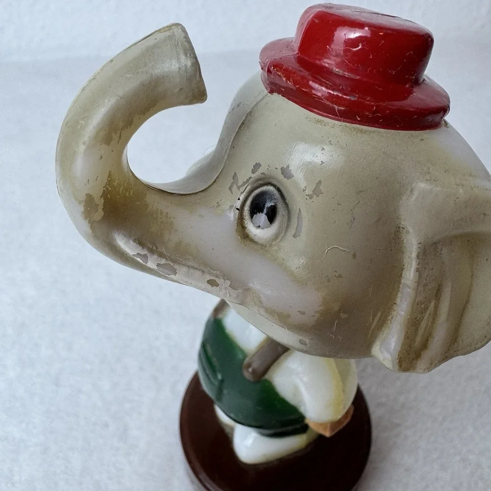 N/A vintage elephant