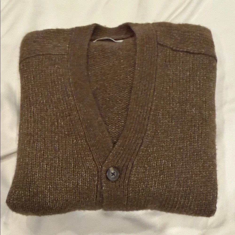 Everlane classic olive