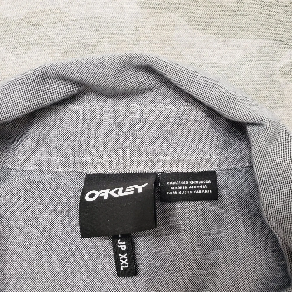 Oakley item good