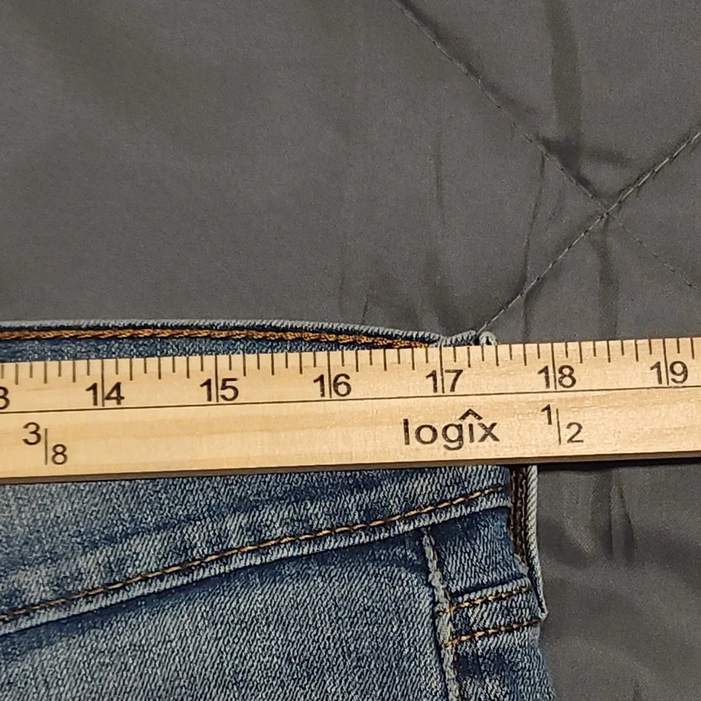 Levis levi men