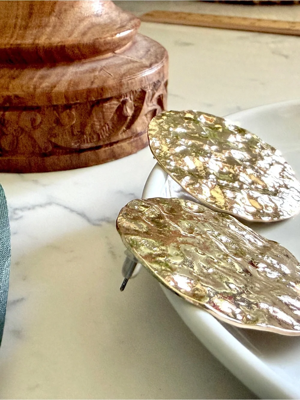 2/$30🌵 Gold Hammered Flat Circle Disc Earrings Stud European Style Jewelry NEW