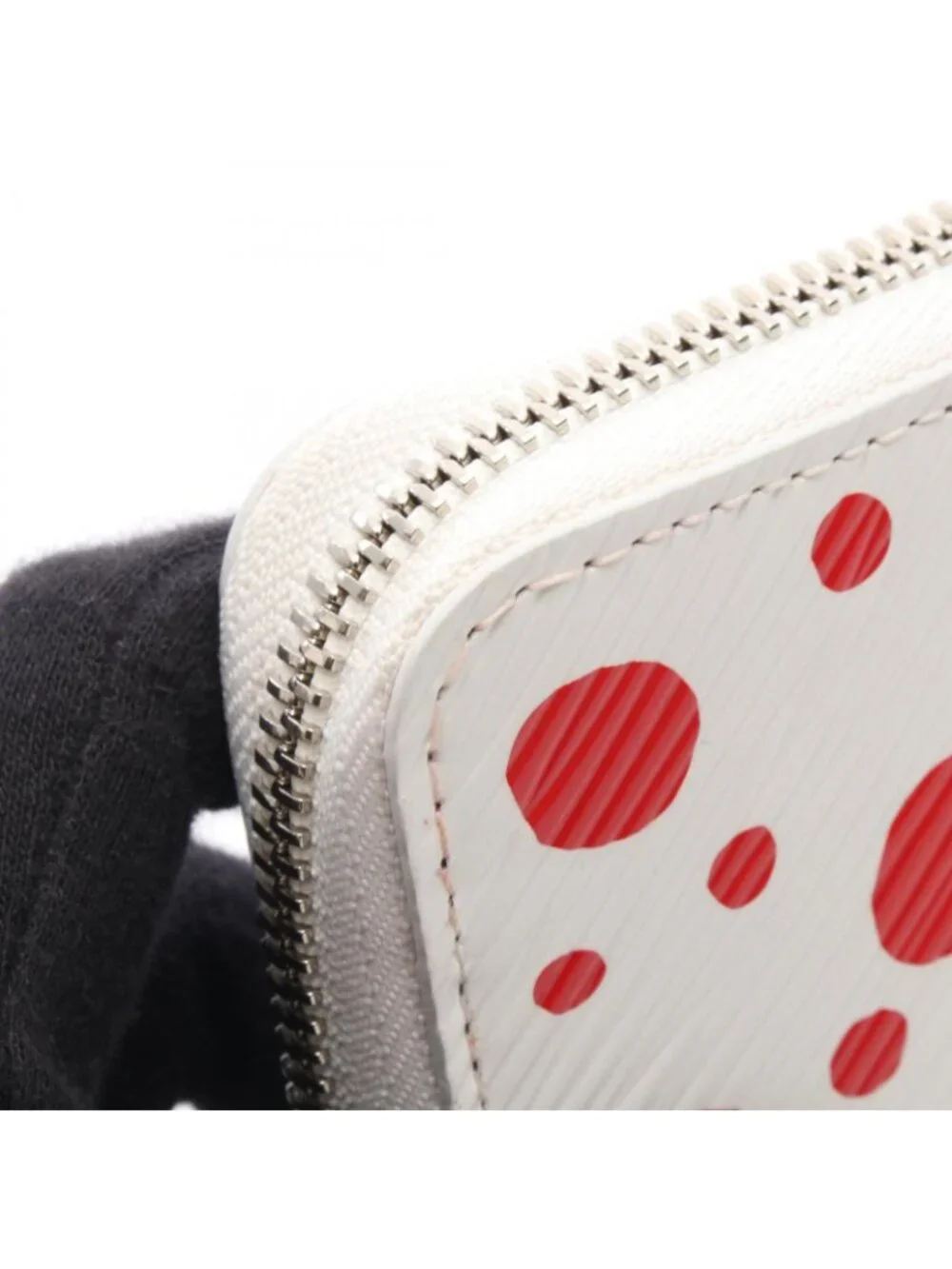 Louis Vuitton Round Wallet LV YK Zippy White Rouge Leather Yayoi Kusama
