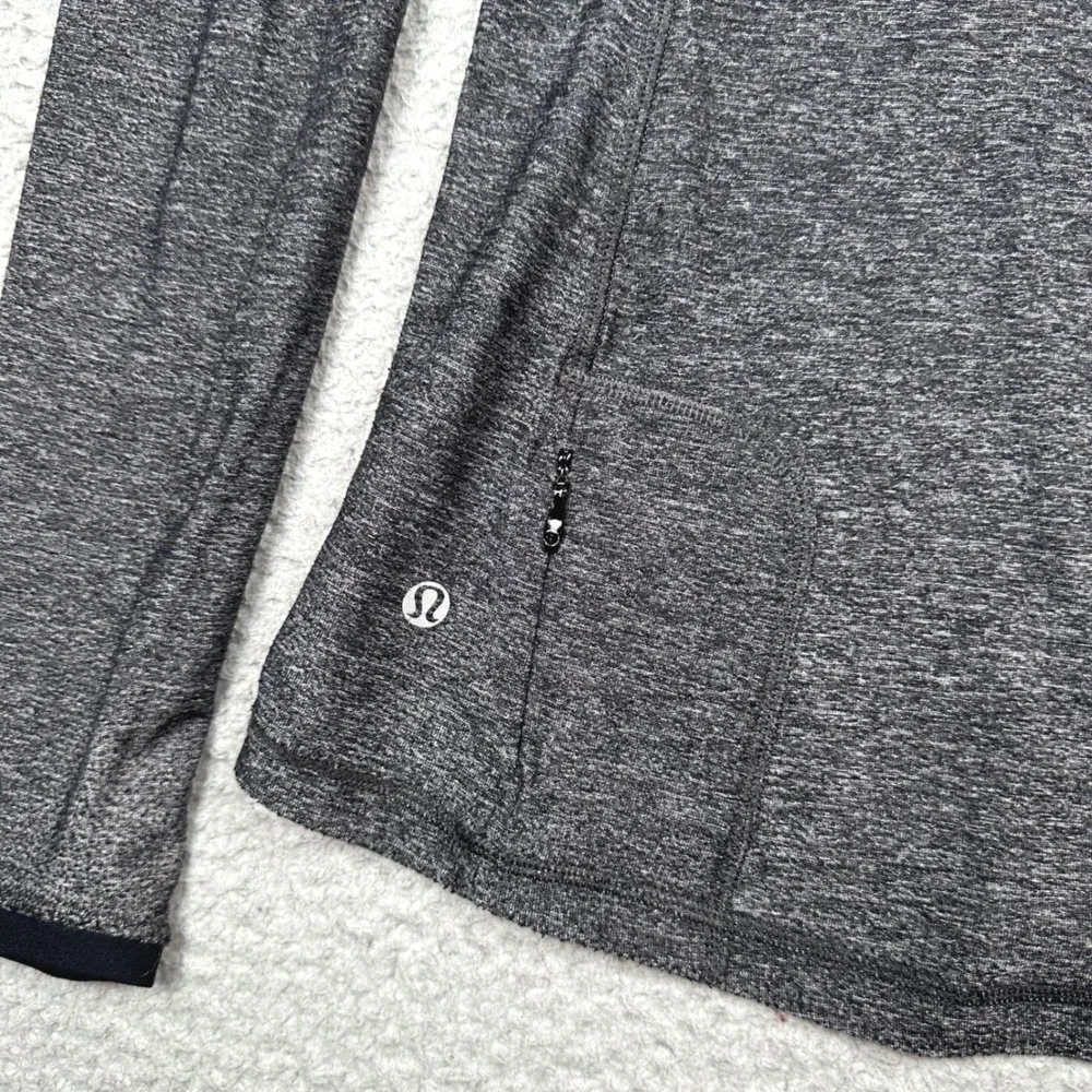 lululemon athletica detailing streamlined layering