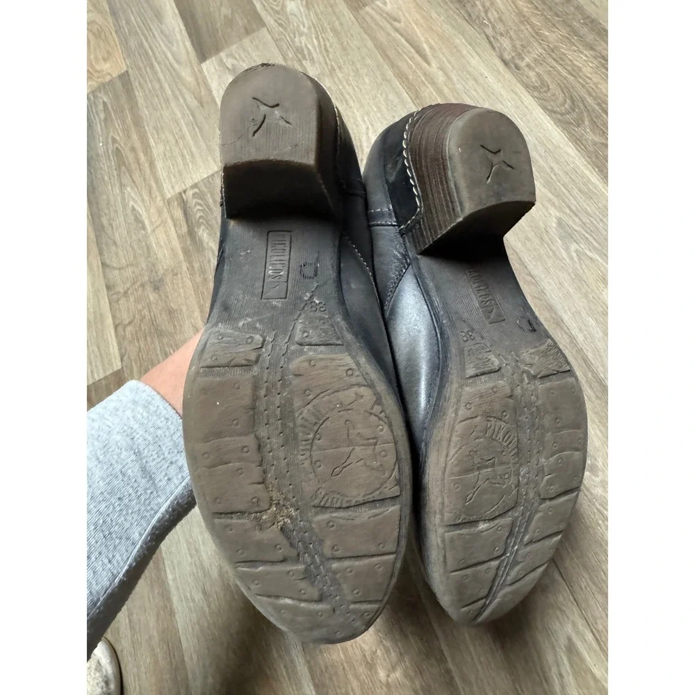 PIKOLINOS leather lace
