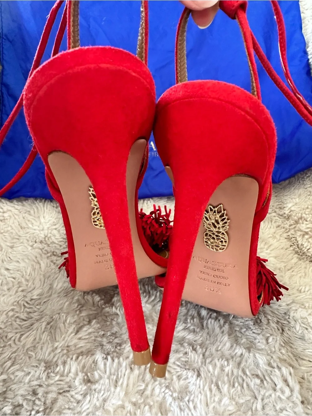 Aquazzura also pairs