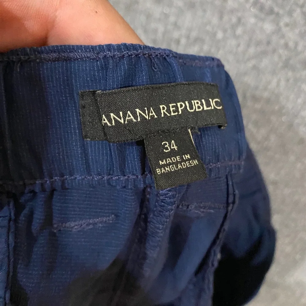Banana Republic feature crafted