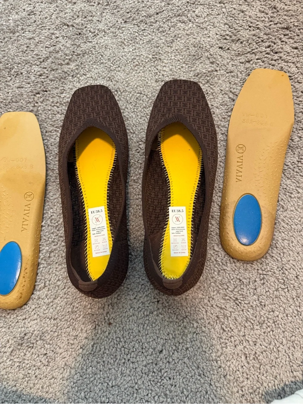 Vivaia like new…